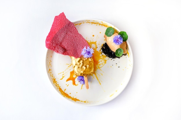 Obfite danie na stole